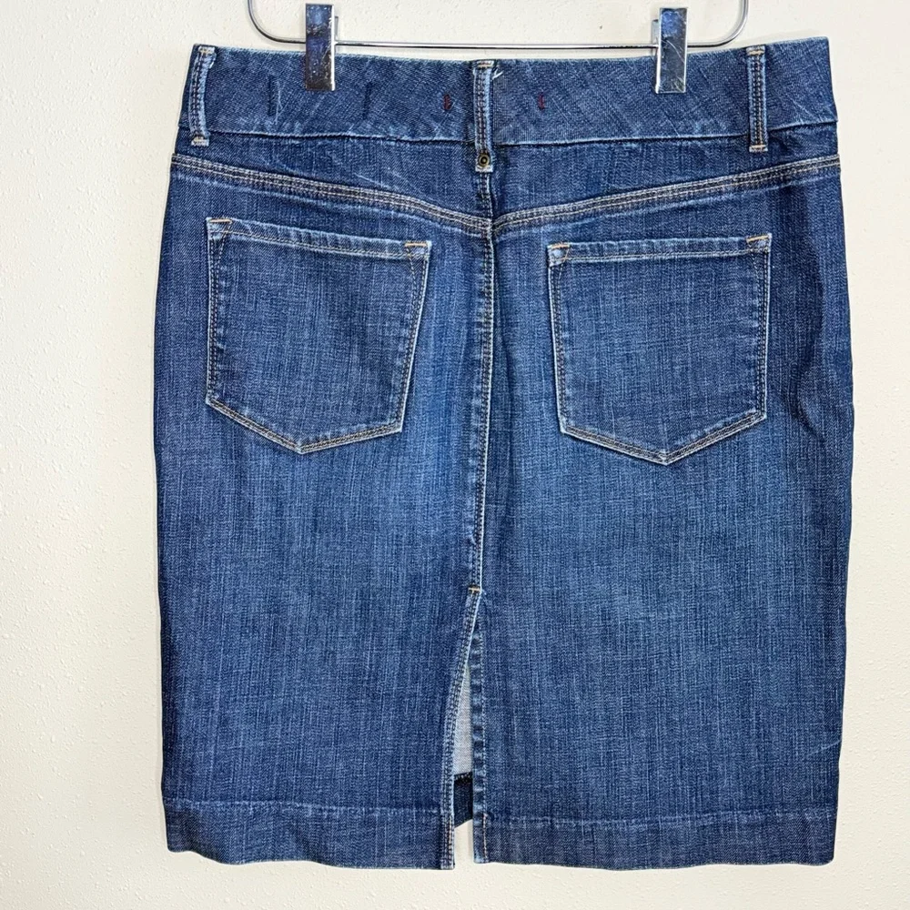 Gap Stretch Denim Pencil Skirt Medium Wash Knee Length Classic Size 4 - Picture 3 of 7